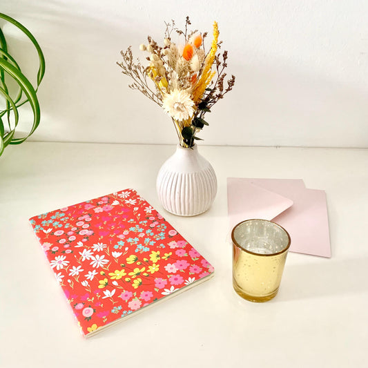 Gift Box - Ceramic Vase, Dried Flower Bouquet & Golden Candle Holder, Floral Notebook, Thoughtful Gift for Her, Birthday or New Job Gift Set
