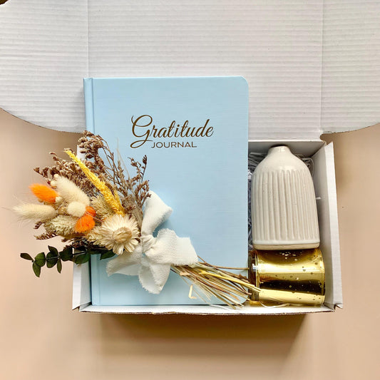 Gratitude Gift Box – Self Care Package with Gratitude Journal, Ceramic Vase, Dried Flowers and Tealight Holder – Mindfulness Gift for Her